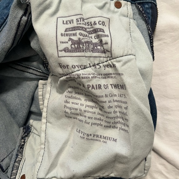 Levi’s Skinny Taper - 30X32 Distressed Light Blue Jeans - Picture 2 of 5